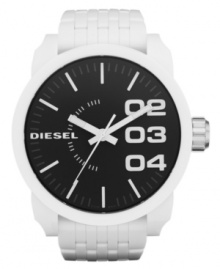 Showcase fresh style with this larger-than-life unisex watch from Diesel.