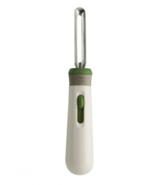 Skip surprises in the kitchens-this innovative design keeps protection at the forefront of prep with a retractable blade ideal for safe storage and use. Simply push the button and the stainless steel blade pops out so you can peel away! Skip surprises in the kitchens-this innovative design keeps protection at the forefront of prep with a retractable blade ideal for safe storage and use. Simply push the button and the stainless steel blade pops out so you can peel away!