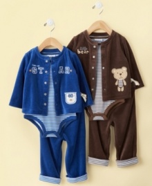 Two fantastically fun and supremely soft sets will have your baby boy looking absolutely adorable. Two fantastically fun and supremely soft sets will have your baby boy looking absolutely adorable.