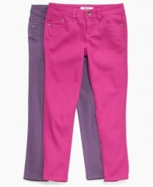 Dig into cute chic. These breezy capri pants from DKNY are perfect for building up her sweet summer style. Dig into cute chic. These breezy capri pants from DKNY are perfect for building up her sweet summer style.