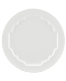 Lenox combines the versatility of whiteware with unique baroque shaping in the Regency Silhouette dinner plate, featuring glossy white porcelain for every day, any occasion. Lenox combines the versatility of whiteware with unique baroque shaping in the Regency Silhouette dinner plate, featuring glossy white porcelain for every day, any occasion.