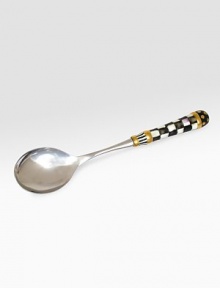 A gleaming stainless steel server appoints any fresh-out-of-the-oven casserole with individual character. The porcelain handle is handpainted in a checkerboard pattern and embellished with golden luster. From the Courtly Check Collection Arrives in a satin-lined box for giving or storing 12¼ long Hand wash Imported 