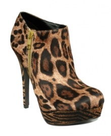 Pair Material Girl's Rachel shooties with solid colors and watch the exotic pattern really pop.