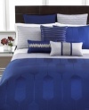 The blueprint for 5-star luxury. The Links Cobalt duvet cover from Hotel Collection features a landscape of weaved patterns for an understated, elegant appearance. Zipper closure.