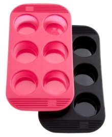The flexibility you crave! Silicone is your solution to getting your kitchen working smoothly. The nonstick, stain-resistant construction with rigid, easy-grip handles means sweets & treats are easily removed and leftover mess is cleaned up quick in the dishwasher. 5-year warranty. The flexibility you crave! Silicone is your solution to getting your kitchen working smoothly. The nonstick, stain-resistant construction with rigid, easy-grip handles means sweets & treats are easily removed and leftover mess is cleaned up quick in the dishwasher. 5-year warranty.