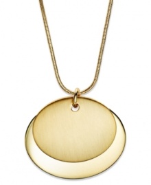 Simple in its sophistication, this pendant necklace from Charter Club shines with golden tones. Crafted in gold tone mixed metal. Approximate length: 16 inches + 2-inch extender. Approximate drop: 1-1/2 inches.