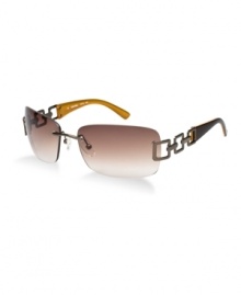 Balancing functionality and inspiration is at the heart of Calvin Klein's sunglass styles. It's no wonder the brand is one of the leading fashion design studios in the world. Balancing functionality and inspiration is at the heart of Calvin Klein's sunglass styles. It's no wonder the brand is one of the leading fashion design studios in the world.