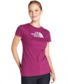 Show off your sporty side with The North Face's comfy, cotton tee. A bold logo updates this athletic classic.