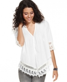 Boho meets chic on a Sugar & Spice top bordered in pretty, crochet-knit trims and sporting a comfy-floaty silhouette.