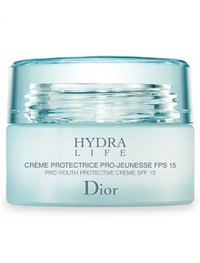 This comforting and protective créme treatment with the added benefit of SPF 15 stimulates water circulation between skin layers, immediately nourishes the skin for a natural radiant glow and protects against environmental stress. Hydra Life Pro-Youth Protective Créme SPF 15 provides care for skin in need of long lasting hydration. 1.7 oz. This comforting and protective créme treatment with the added benefit of SPF 15 stimulates water circulation between skin layers, immediately nourishes the skin for a natural radiant glow and protects against environmental stress. Hydra Life Pro-Youth Protective Créme SPF 15 provides care for skin in need of long lasting hydration. 1.7 oz.