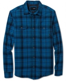 Lined with sherpa for added warmth, this Hurley plaid adds hip rugged style to your winter wardrobe.