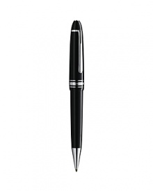 A superior pen detailed with platinum plating lends authority to your signature.