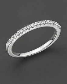 An elegant diamond ring in 14 Kt. white gold that can be worn stacked. An elegant diamond ring in 14 Kt. white gold that can be worn stacked.