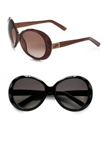 Faceted oval shaped frames with metal FF logo detail on temple. Available in pearl brown with brown gradient lens or black with black gradient lens.100% UV protection Made in Italy Faceted oval shaped frames with metal FF logo detail on temple. Available in pearl brown with brown gradient lens or black with black gradient lens.100% UV protection Made in Italy