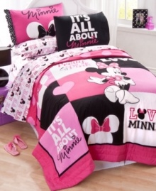 Pretty in pink! Enjoy sweet dreams every night with this sheet set from Disney, featuring a Love pattern and the one and only Minnie Mouse. Pretty in pink! Enjoy sweet dreams every night with this sheet set from Disney, featuring a Love pattern and the one and only Minnie Mouse.