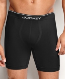 Now at least one part of your life can be completely free of irritation. Constructed from smooth, stretch  microfiber, the Midway Brief from Jockey's Seamfree Collection completely eliminates the stitching and excess fabric that cause chafing.