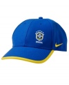 Keep cool and dry throughout your workout with this Dri-Fit Brasil-inspired baseball hat from Nike.