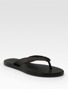 An all-time favorite, handsomely crafted in coated canvas with signature logo detail.Canvas upperRubber soleMade in Italy An all-time favorite, handsomely crafted in coated canvas with signature logo detail.Canvas upperRubber soleMade in Italy