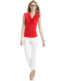 Nothing screams spring like a pair of clean, crisp white pants! Get the look with these cropped MICHAEL Michael Kors skinny trousers. Nothing screams spring like a pair of clean, crisp white pants! Get the look with these cropped MICHAEL Michael Kors skinny trousers.