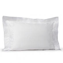 Pratesi, the world's legendary linen maker presents Hotel Sweet Hotel; the linen of choice for elite hotels and discerning clientele around the globe. Pratesi, the world's legendary linen maker presents Hotel Sweet Hotel; the linen of choice for elite hotels and discerning clientele around the globe.