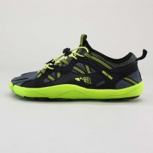 Whether you’re rafting the rapids or hiking through the great outdoors, the Boys' Bayrunner brings the benefits of Skele-toes to the water. Whether you’re rafting the rapids or hiking through the great outdoors, the Boys' Bayrunner brings the benefits of Skele-toes to the water.