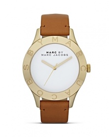 Classically styled with signature detailing. This leather strap watch from MARC BY MARC JACOBS scores major fashion points for it's minimalist design.