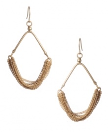 Accentuate your good looks with sultry style. Kenneth Cole New York earrings feature a chic chandelier-style drop earring with chain decor. Crafted in gold tone mixed metal. Approximate drop: 2-1/4 inches.