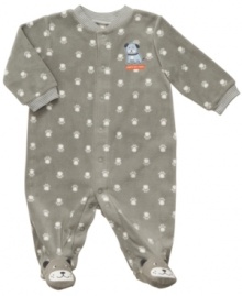 Take a step towards cozy, cute comfort with this adorable paw-print footed coverall from Carter's. Take a step towards cozy, cute comfort with this adorable paw-print footed coverall from Carter's.