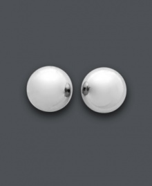 Playful and polished. Perfect your look in Giani Bernini's smooth, sterling silver ball stud earrings (8 mm). Approximate diameter: 1/4 inch. Playful and polished. Perfect your look in Giani Bernini's smooth, sterling silver ball stud earrings (8 mm). Approximate diameter: 1/4 inch.