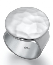 Tools of the trade. Try on a trendy hammered style like this disc ring by Giani Bernini. Crafted in sterling silver. Size 7. Tools of the trade. Try on a trendy hammered style like this disc ring by Giani Bernini. Crafted in sterling silver. Size 7.