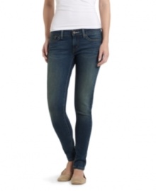 All the comfort of leggings with the look of jeans, these Levi's 535 denim jeggings are perfect for everyday style!