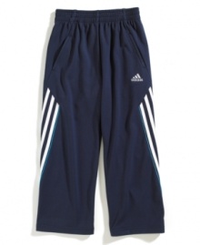 Comfort doesn't have to sacrifice style. These fleece pants from adidas bring sporty style to the couch! Comfort doesn't have to sacrifice style. These fleece pants from adidas bring sporty style to the couch!
