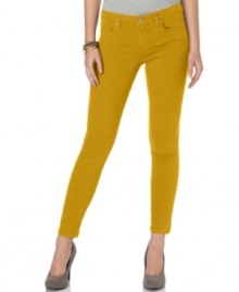 In a yellow hue, these oh-so bright Else skinny jeans look oh-so right for spring! In a yellow hue, these oh-so bright Else skinny jeans look oh-so right for spring!