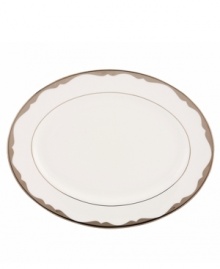 Take a shine to the Trimble Place platter. Modern bone china hit by a wave of platinum embodies the unfussy yet undeniable elegance of kate spade. Take a shine to the Trimble Place platter. Modern bone china hit by a wave of platinum embodies the unfussy yet undeniable elegance of kate spade.