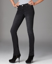 These jeans from Buffalo Jeans are sure to be your new favorite! With a skinny fit and a black wash, they go with anything from flirty blouses to tissue-thin tees.