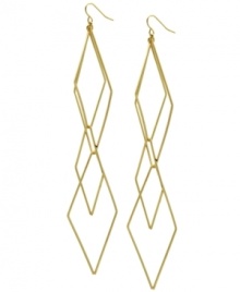 The perfect frame. Sleek, overlapping diamond shapes create an abstract pattern on GUESS's linear drop earrings. Crafted in shiny gold tone mixed metal. Approximate drop: 5-1/2 inches.