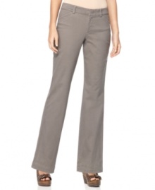 Dockers' petite pants are casual perfected, crafted of cotton with a slight stretch and an interior panel that ensures a smooth silhouette. Dockers' petite pants are casual perfected, crafted of cotton with a slight stretch and an interior panel that ensures a smooth silhouette.