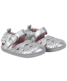 A touch of shine. She'll have take-notice style with these funky Robeez shoes designed for comfort and muscle development. A touch of shine. She'll have take-notice style with these funky Robeez shoes designed for comfort and muscle development.