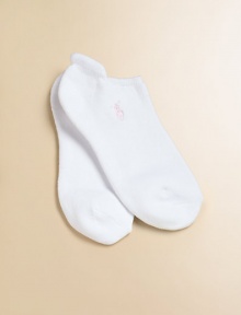 Comfortable flat-knit stretch cotton, finished with a heel tab and signature polo embroidery.Signature embroideryThree pairs88% cotton/11% polyester/1% spandexMachine washImported Comfortable flat-knit stretch cotton, finished with a heel tab and signature polo embroidery.Signature embroideryThree pairs88% cotton/11% polyester/1% spandexMachine washImported