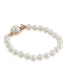 Simple, yet stunning. This white glass pearl (6 mm) bracelet by Carolee is a must-have for every accessory collection. Set in 12k gold-plated mixed metal. Approximate length: 7-1/4 inches.