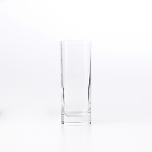 An innovative design becomes an everyday classic. An innovative design becomes an everyday classic.