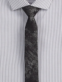 A little shine and texture for the modern professional, crafted in Italy from fine silk.About 2 wideSilkDry cleanMade in Italy A little shine and texture for the modern professional, crafted in Italy from fine silk.About 2 wideSilkDry cleanMade in Italy