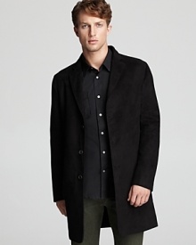 A longer silhouette gives your look unique appeal and fits effortlessly into your wardrobe. A longer silhouette gives your look unique appeal and fits effortlessly into your wardrobe.