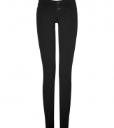 A four-season favorite with endless wearing possibilities, Closeds black skinny jeans are both flattering and easy-to-pair - Classic five-pocket style, button closure, belt loops - Extra form-fitting - Pair with oversized tops and edgy boots
