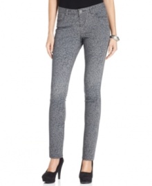 Give your look a luxe lift with these petite printed skinny jeans from Style&co. Jeans, featuring a feather-inspired motif. Give your look a luxe lift with these petite printed skinny jeans from Style&co. Jeans, featuring a feather-inspired motif.