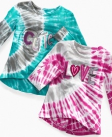 If your flower child is in need of a sweet style, she can complement her sunny looks with this tie-dye tee from Flapdoodles. If your flower child is in need of a sweet style, she can complement her sunny looks with this tie-dye tee from Flapdoodles.