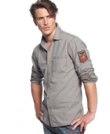 Call your style to attention with this military-inspired shirt from Andrew Charles. Call your style to attention with this military-inspired shirt from Andrew Charles.