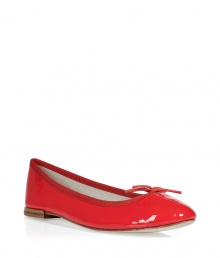 Stylish ballet flats in fine, supple patent leather - An elegant classic from cult French footwear label Repetto - Vibrant in watermelon pink Grosgrain trim and bow detail - Round toe and 0.5 wooden heel - Chic and ultra-versatile, a must in any wardrobe - Pair with everything from skinny jeans and cropped chinos to summer dresses and pleated skirts