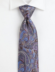 A timeless paisley design rendered in superior Italian silk.SilkDry cleanMade in Italy A timeless paisley design rendered in superior Italian silk.SilkDry cleanMade in Italy
