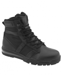 This pair of men's boots is all-black and all-business. These rugged plain toe boots for men from DC Shoes are ready for any terrain and all kinds of adventure. This pair of men's boots is all-black and all-business. These rugged plain toe boots for men from DC Shoes are ready for any terrain and all kinds of adventure.